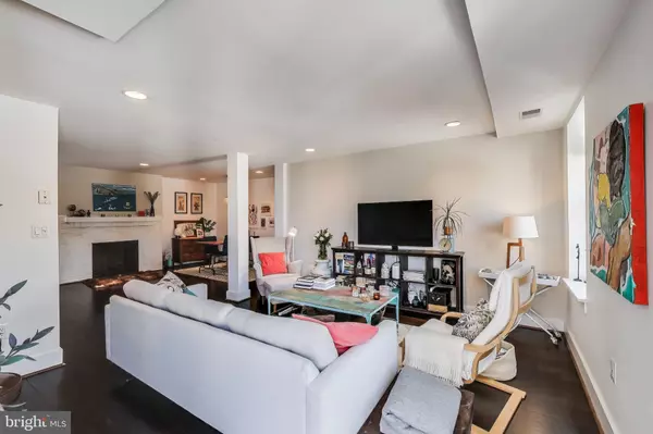 Washington, DC 20009,1461 GIRARD ST NW #400