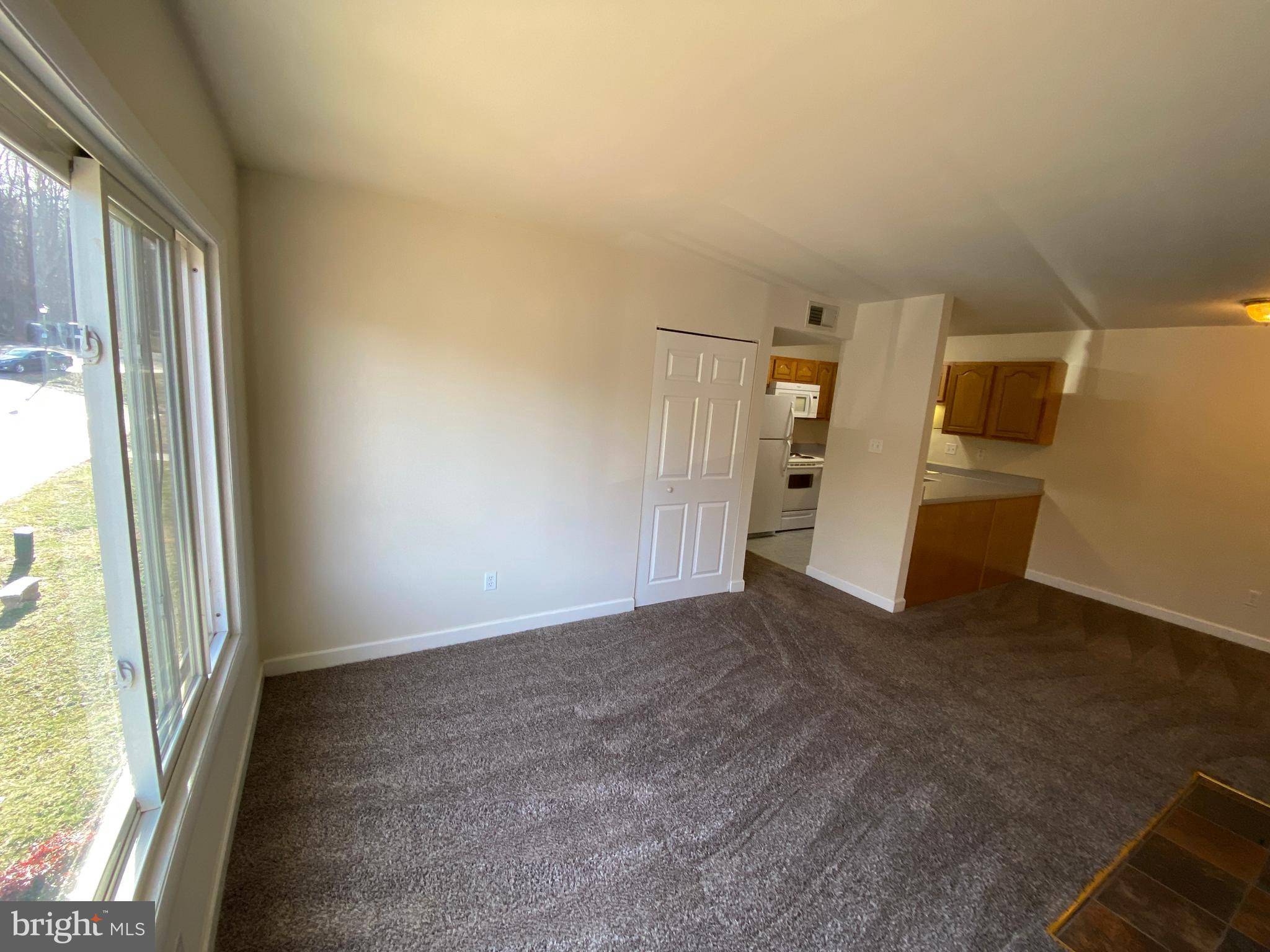 Orange, VA 22960,111 BERRY ST #11