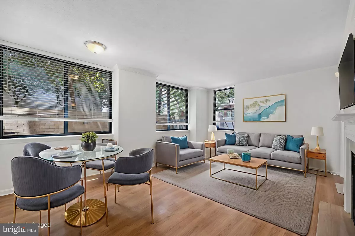 Arlington, VA 22203,3830 9TH ST N #110W