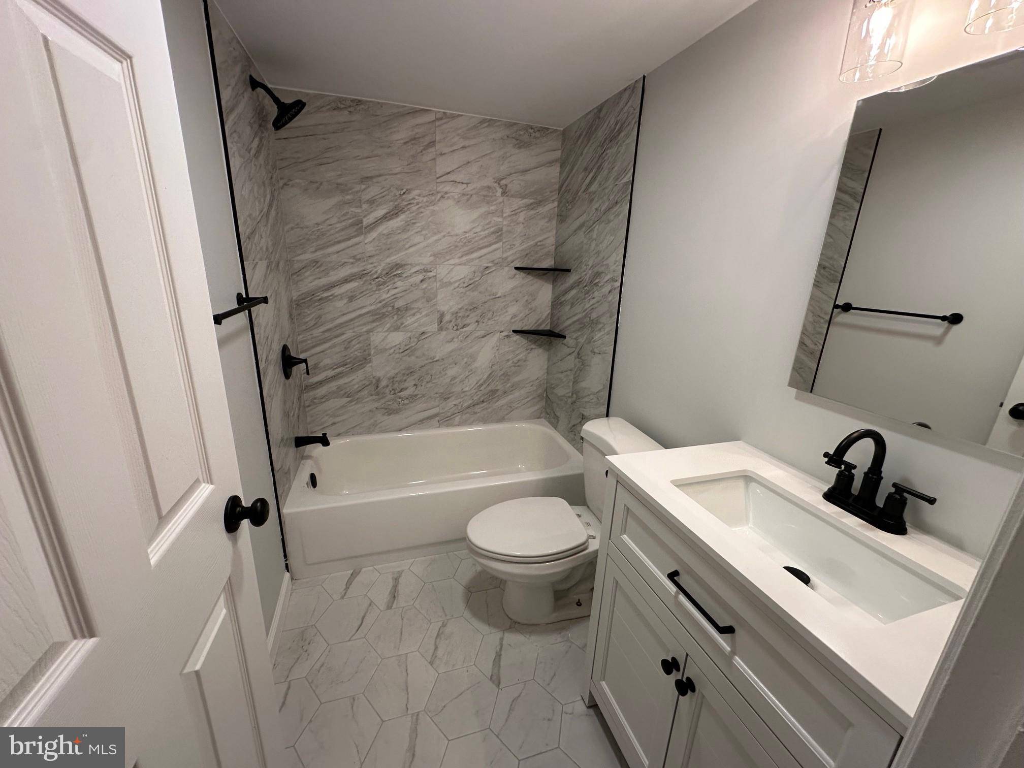 Yardley, PA 19067,1783 N DOVE RD #B