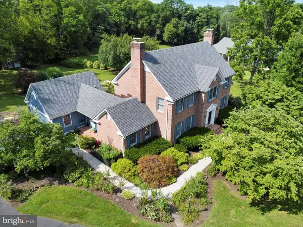 Shepherdstown, WV 25443,211 HERITAGE DR