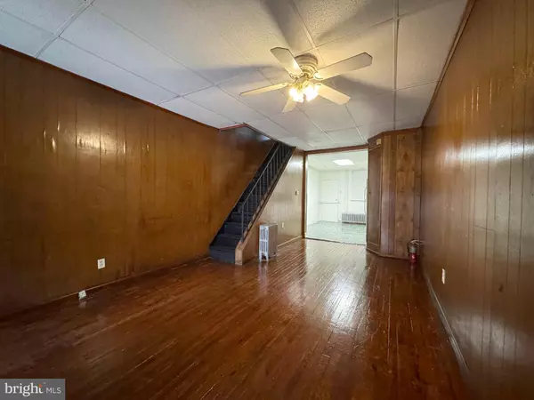 Baltimore, MD 21224,209 CURLEY ST N