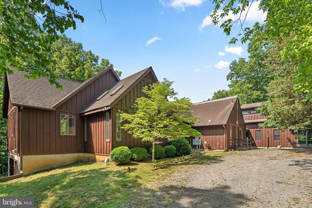 Boyce, VA 22620,3113 CALMES NECK LN