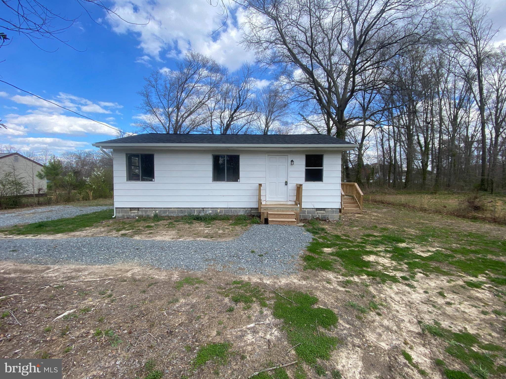 6037 ROSEDALE DR, King George, VA 22485