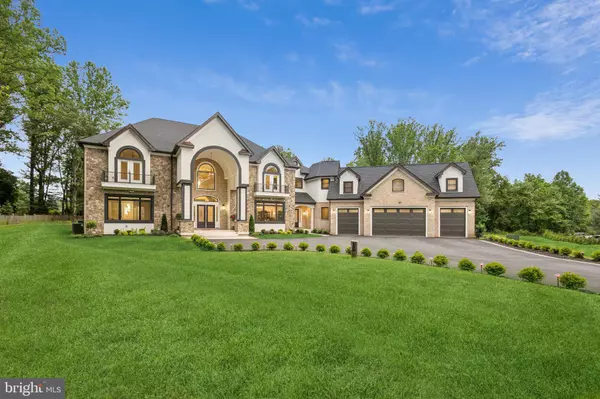 Great Falls, VA 22066,11721 PLANTATION DR