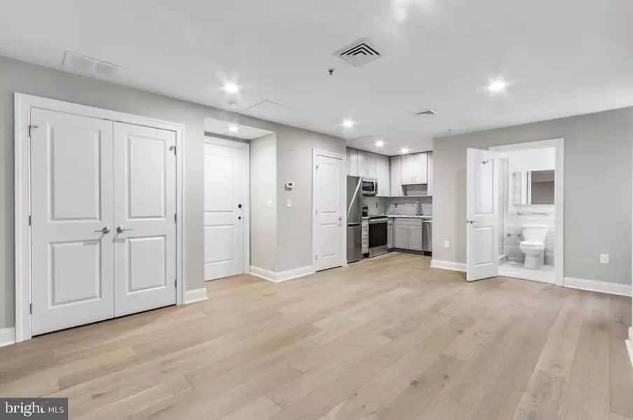 222 W RITTENHOUSE SQ #1404, Philadelphia, PA 19103