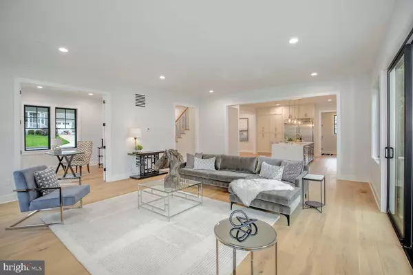 Kensington, MD 20895,4201 MATTHEWS LN