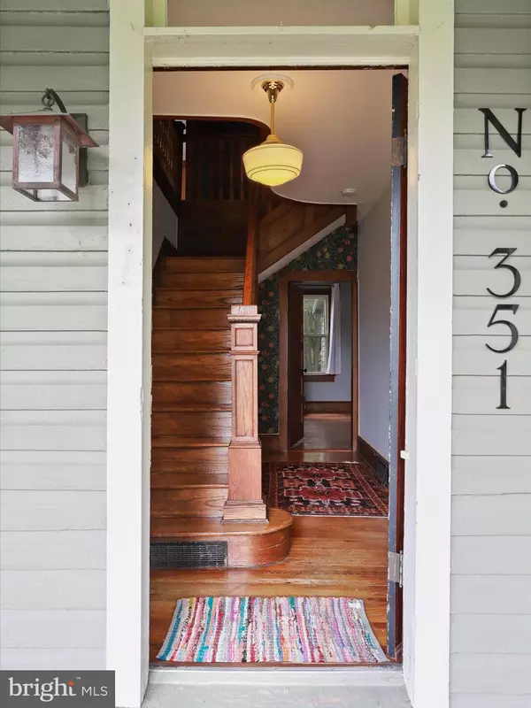 Purcellville, VA 20132,351 S ORCHARD DR