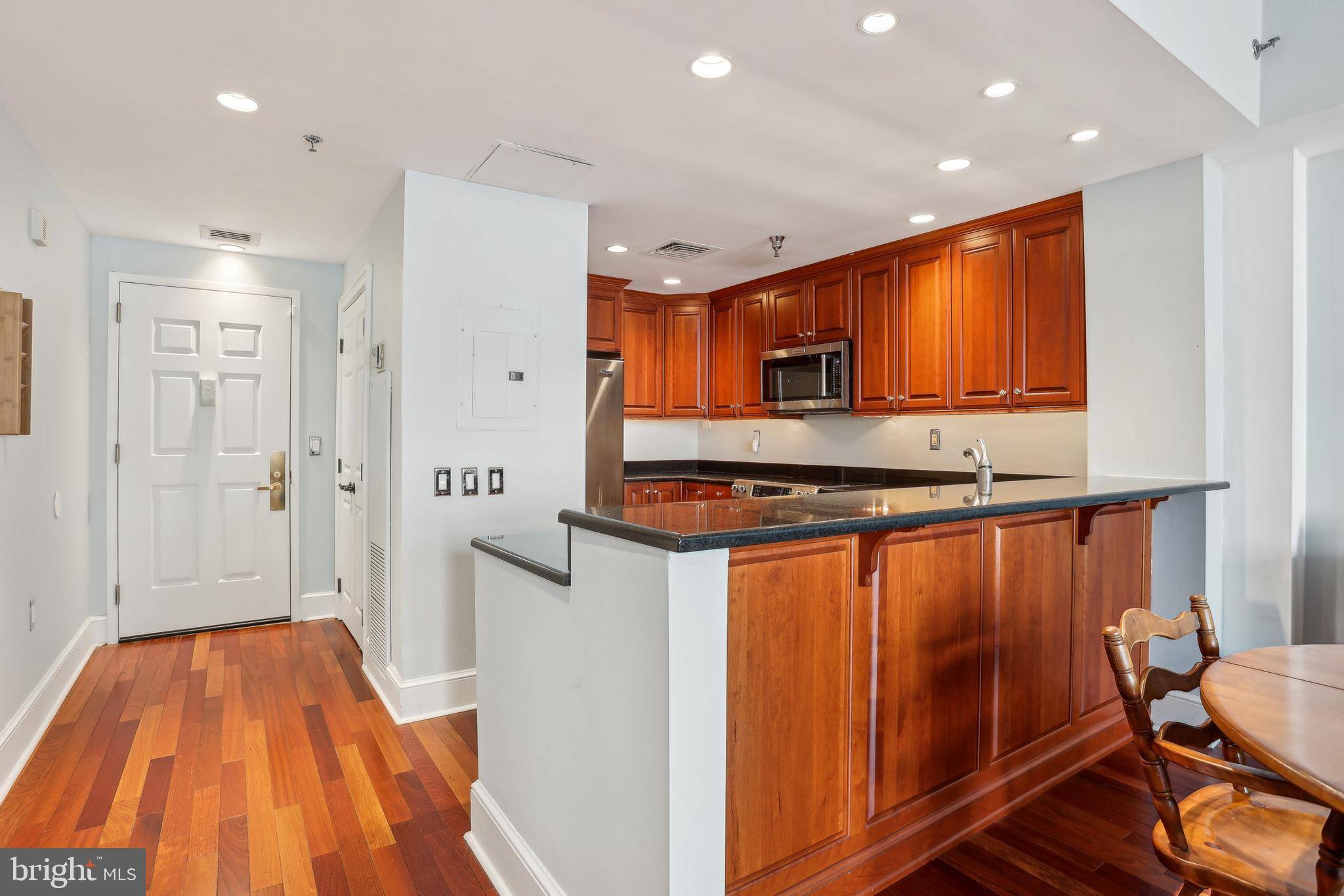 Philadelphia, PA 19102,1500 CHESTNUT ST #20H