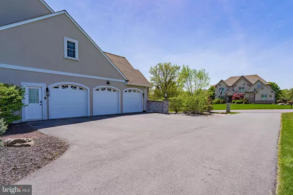Bethlehem, PA 18020,232 COBBLESTONE LN