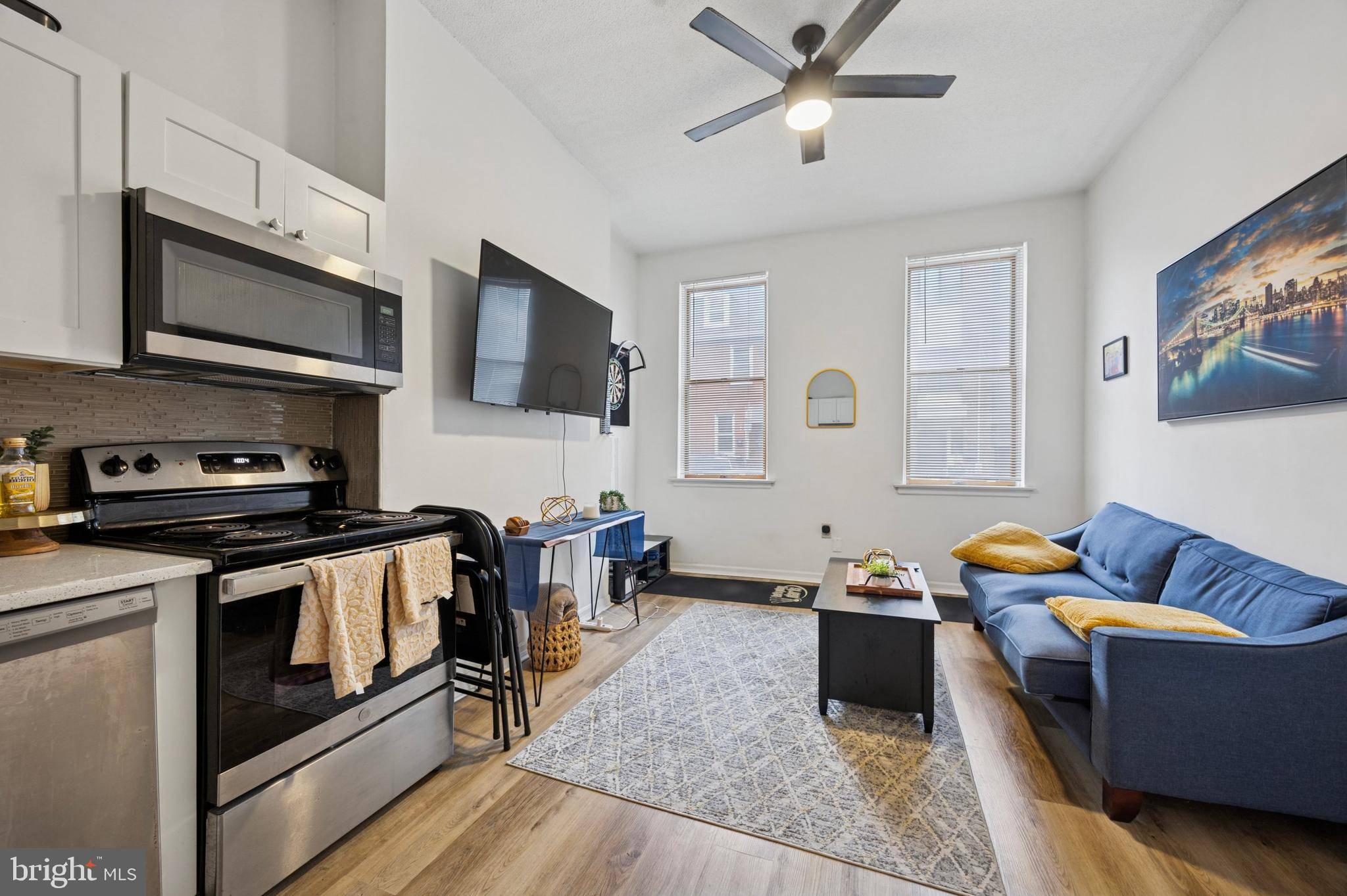 Philadelphia, PA 19123,104 FAIRMOUNT AVE