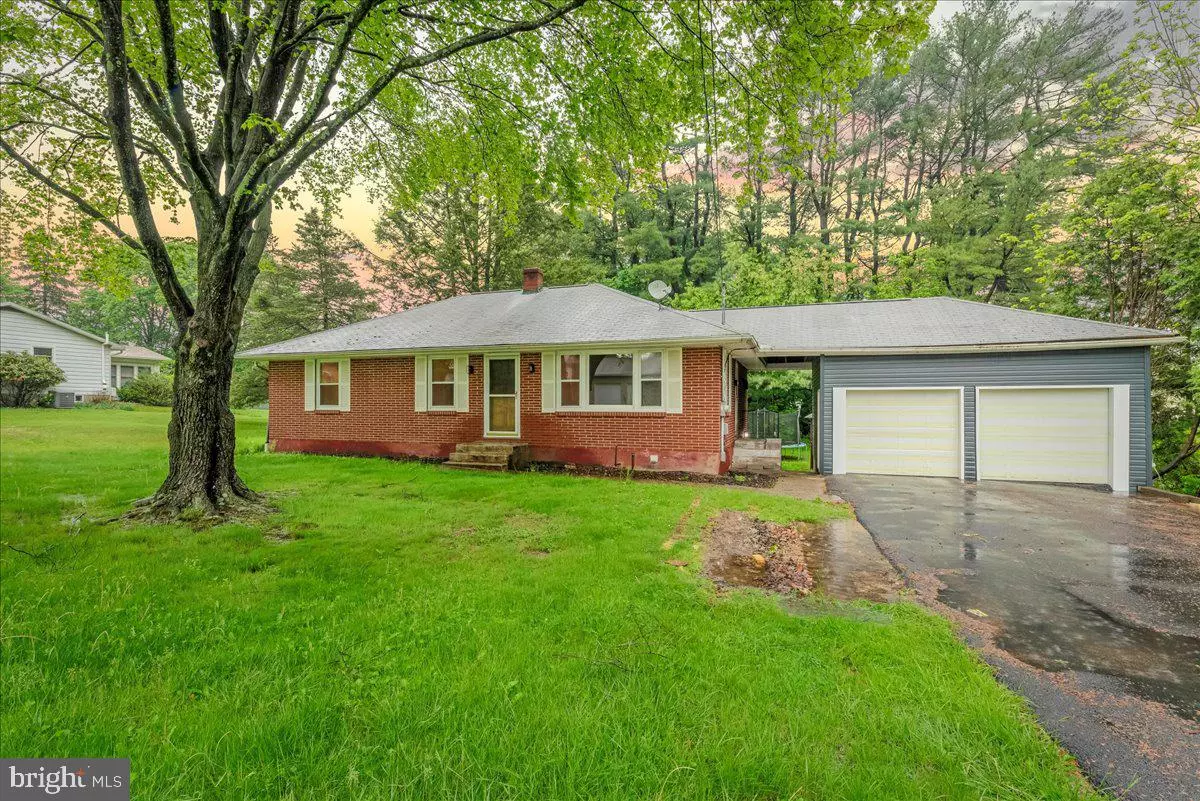 Stroudsburg, PA 18360,7136 HOWELL TER