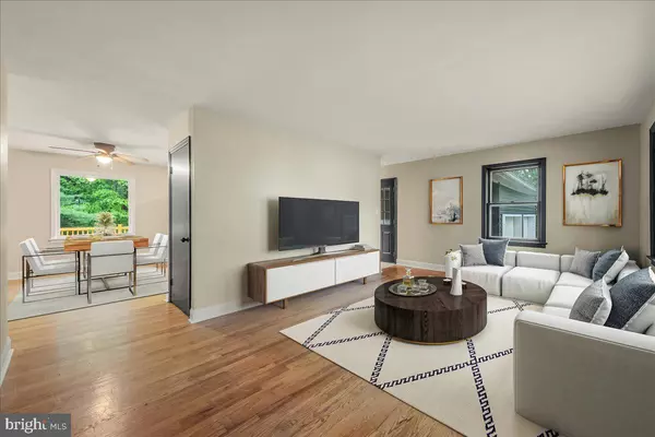 Stroudsburg, PA 18360,7136 HOWELL TER
