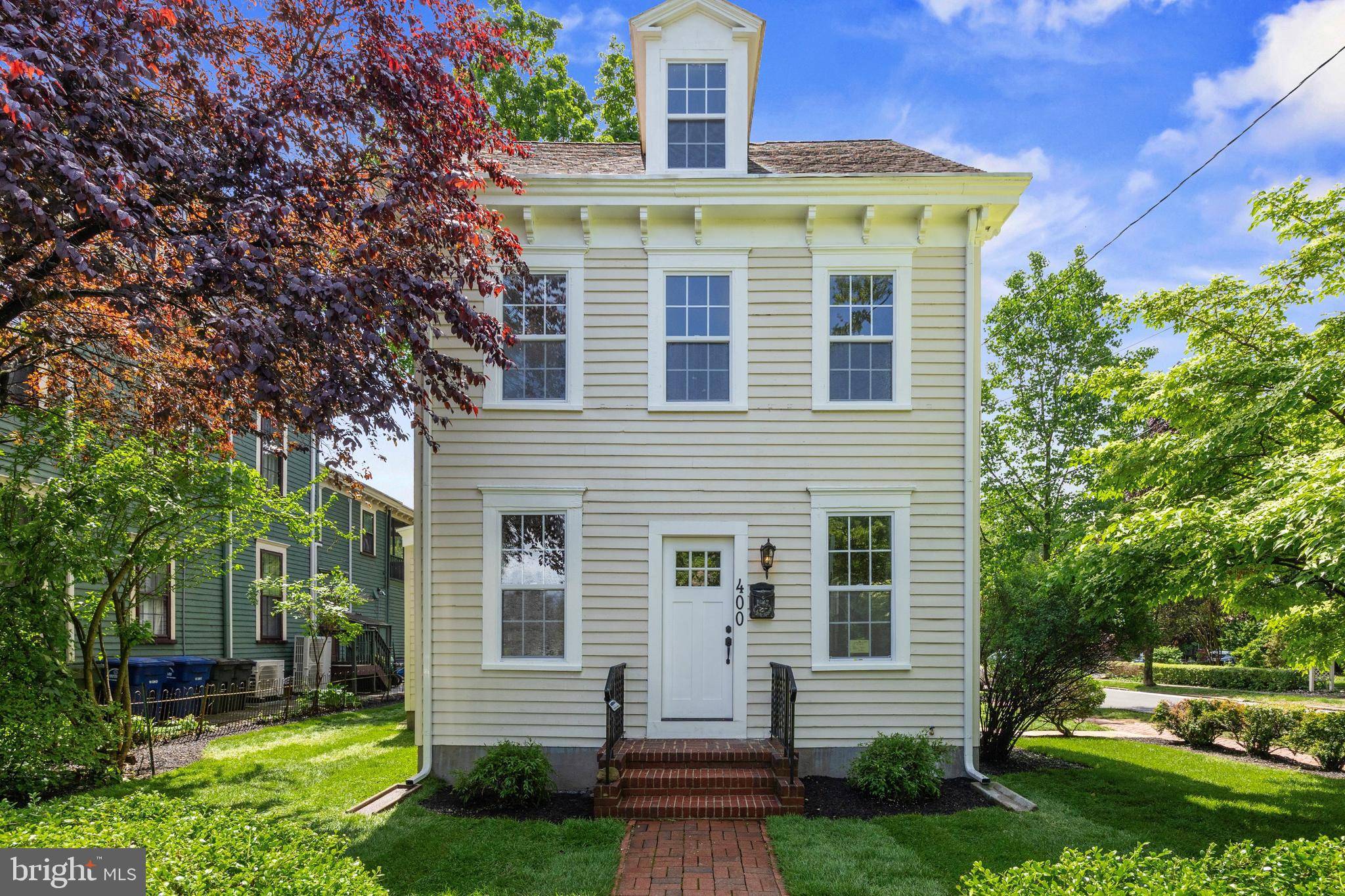 Riverton, NJ 08077,400 MAIN ST