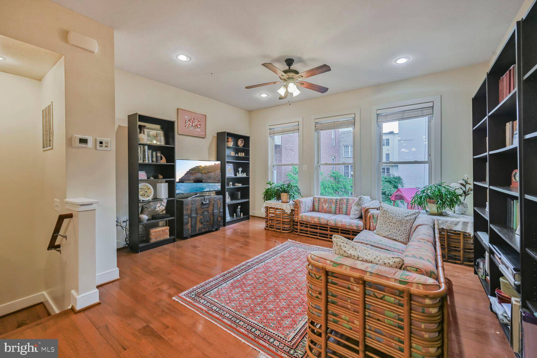 Washington, DC 20003,311 I ST SE
