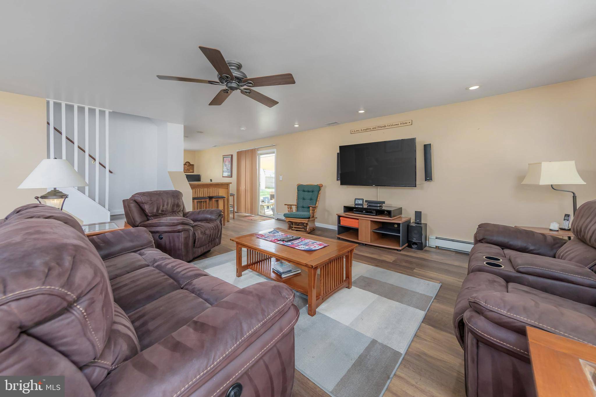 West Deptford, NJ 08086,166 QUEEN ST