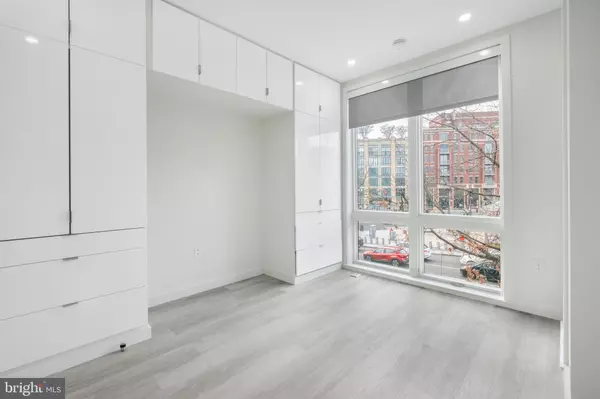 Washington, DC 20010,3709 NEW HAMPSHIRE AVE NW #204