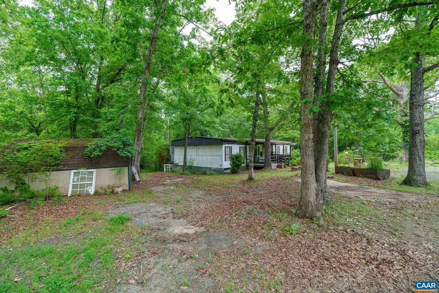 3849 EVERETTSVILLE LN, Keswick, VA 22947