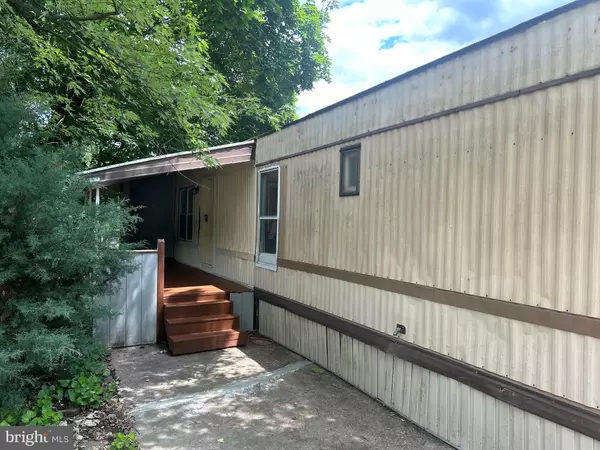 York, PA 17406,310 BROOKLYN DR
