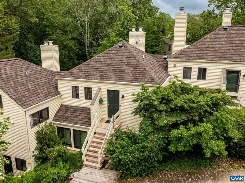 1214 CHATHAM RDG, Charlottesville, VA 22901