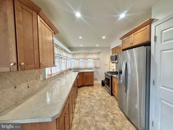 Hamilton Township, NJ 08619,60 STEINER AVENUE