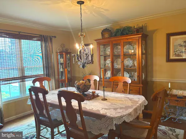 Palmyra, PA 17078,25 CLOVER LN