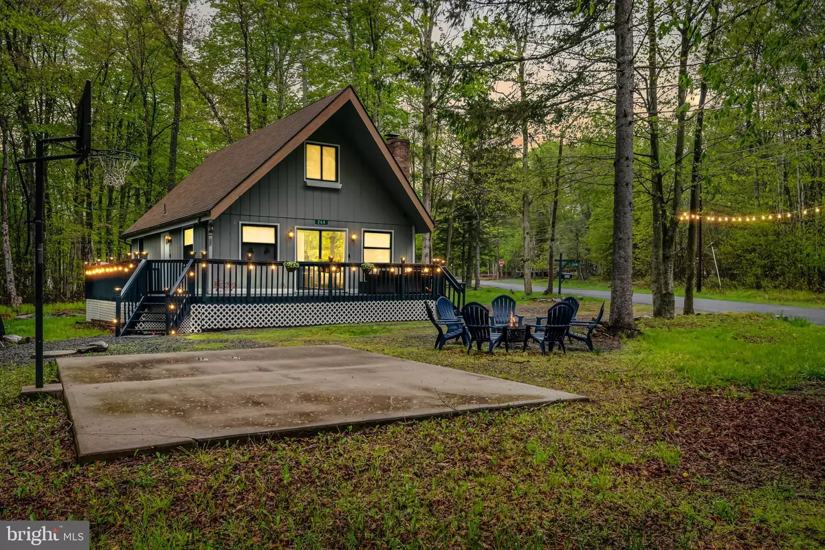 Pocono Lake, PA 18347,268 OUTER DR