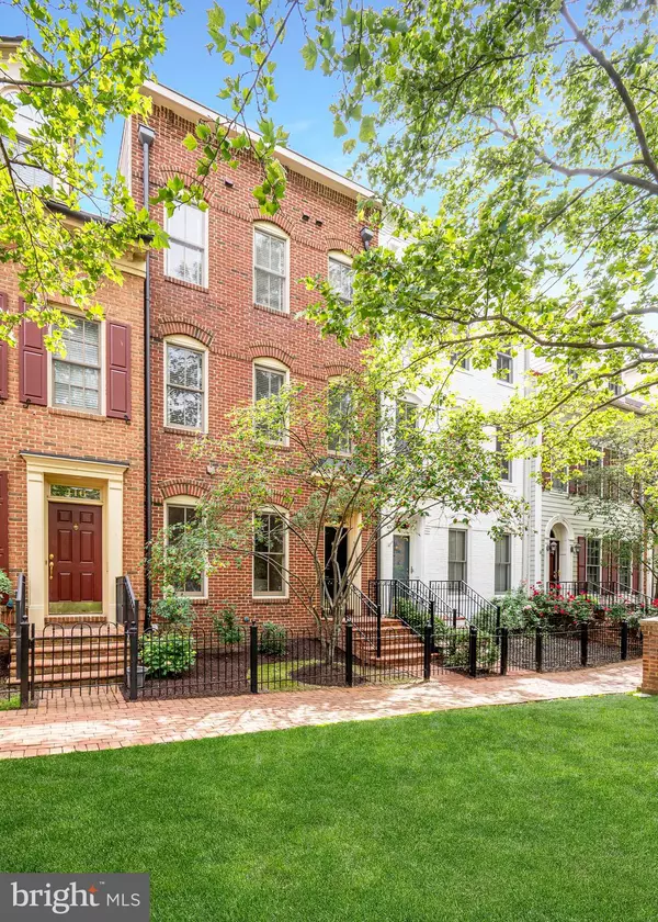 Alexandria, VA 22314,418 COOK ST
