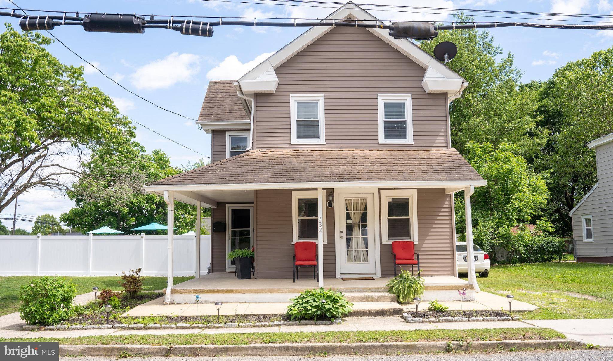Williamstown, NJ 08094,232 CHESTNUT ST