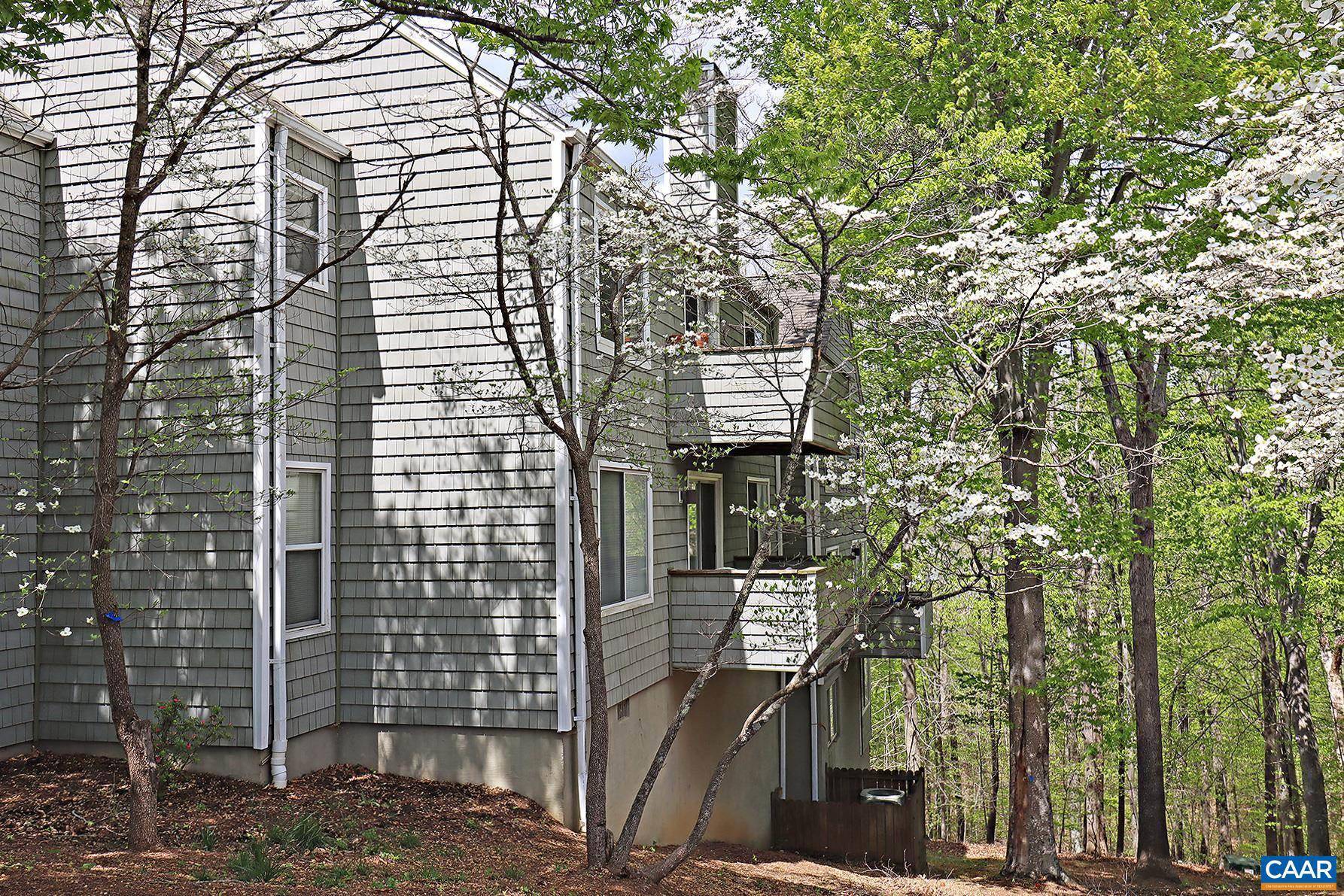 Charlottesville, VA 22901,1242 CLIFDEN GREENE
