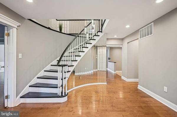 Voorhees, NJ 08043,2 KESTON PL