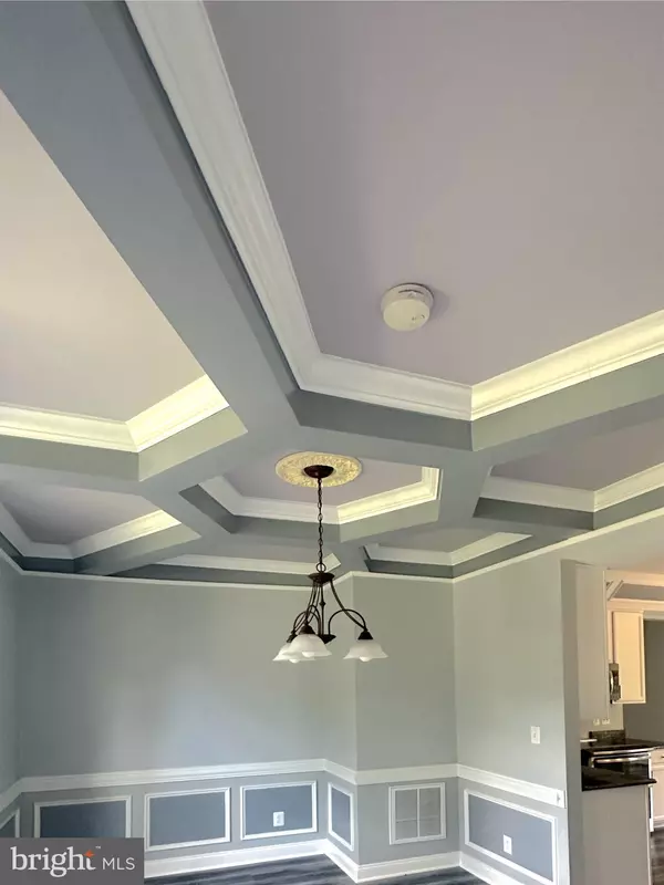 Manassas, VA 20111,8512 SPRUCE ST