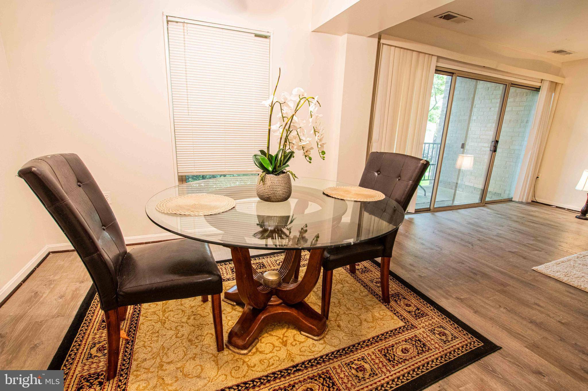 Alexandria, VA 22304,5 CANTERBURY SQ #201