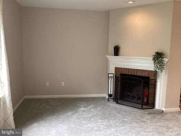 Paoli, PA 19301,126 WOODGATE LN #16