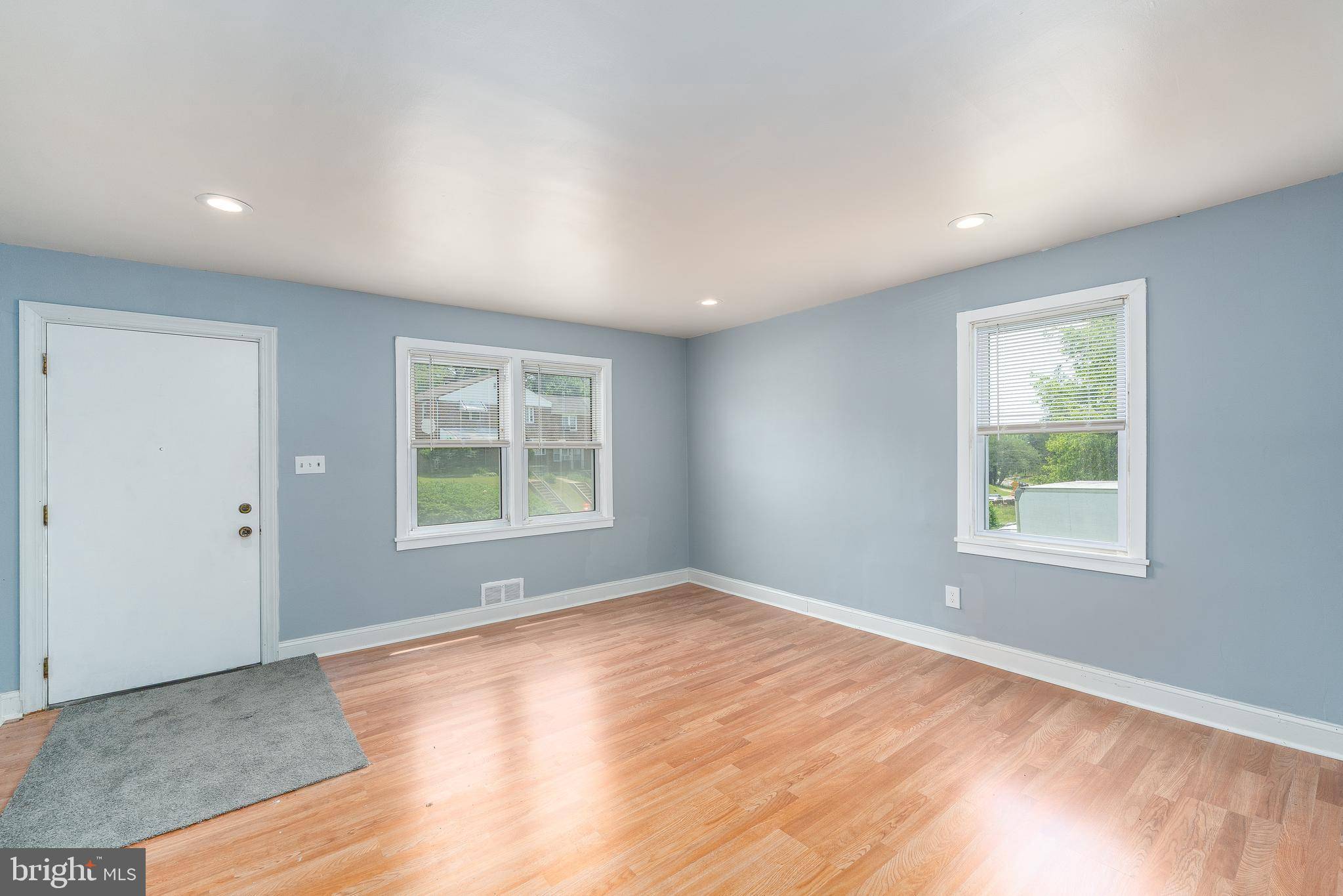 Baltimore, MD 21229,4516 PEN LUCY RD