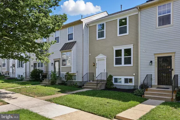 District Heights, MD 20747,6019 SURREY SQUARE LN