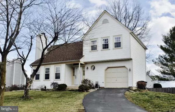 4347 SILAS HUTCHINSON DR, Chantilly, VA 20151