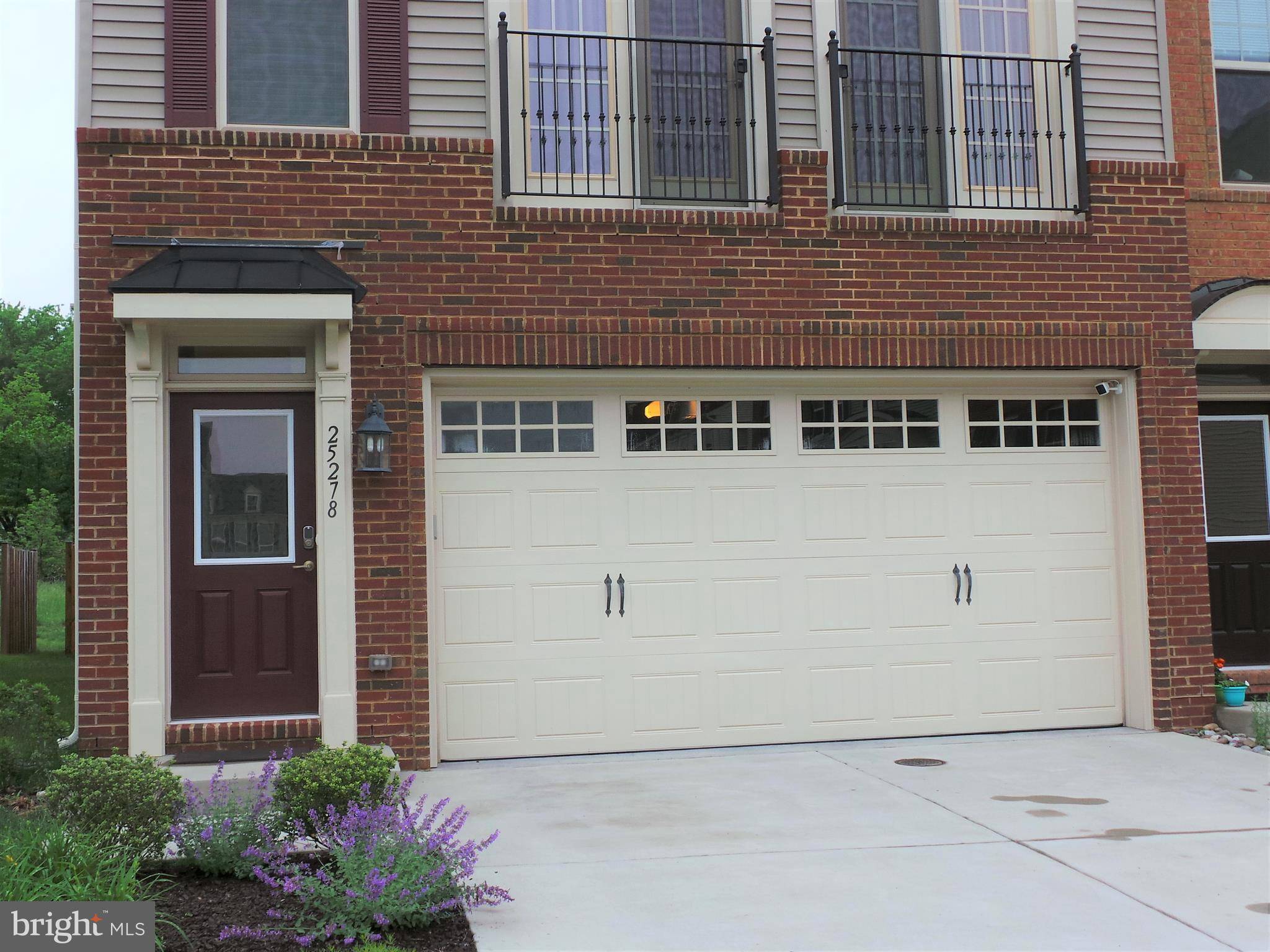 Chantilly, VA 20152,25278 ARROWROOT TER