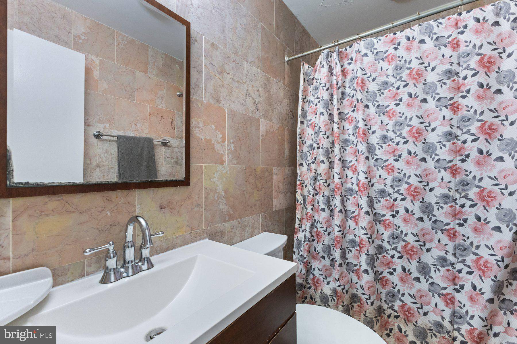 Fairfax, VA 22032,5410 RIVERBOAT WAY