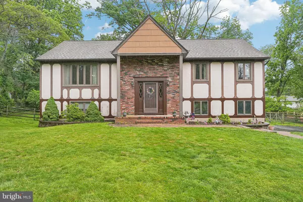 Ewing, NJ 08628,15 DUFFIELD DR