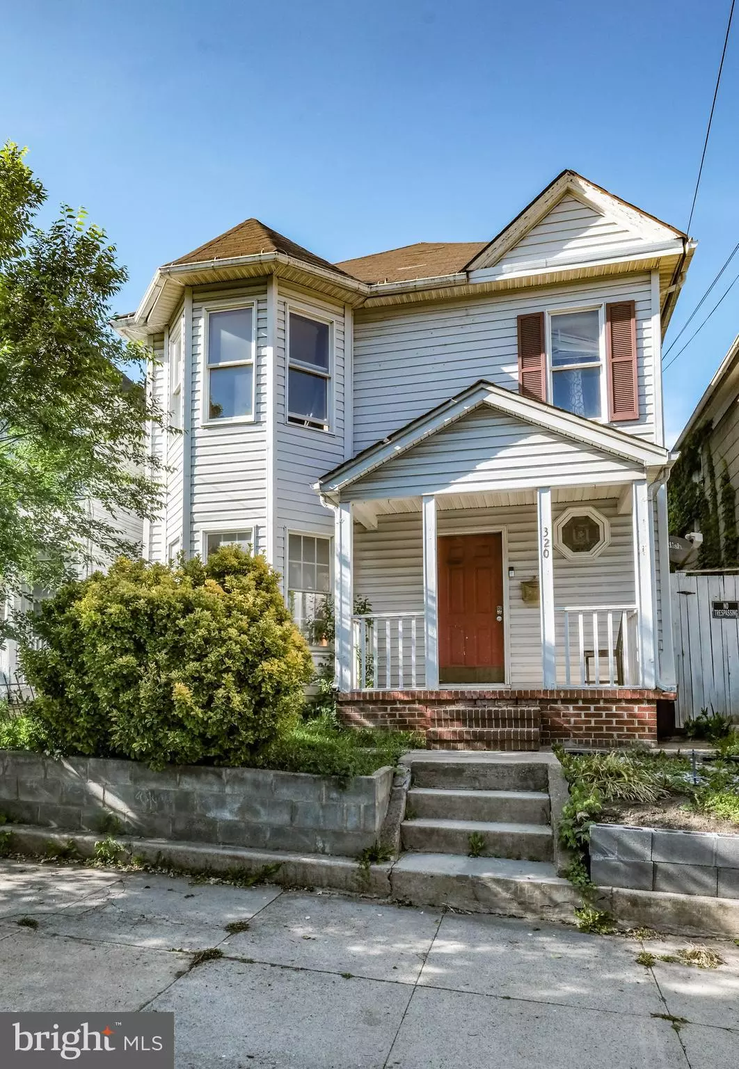 Martinsburg, WV 25401,320 W RACE ST