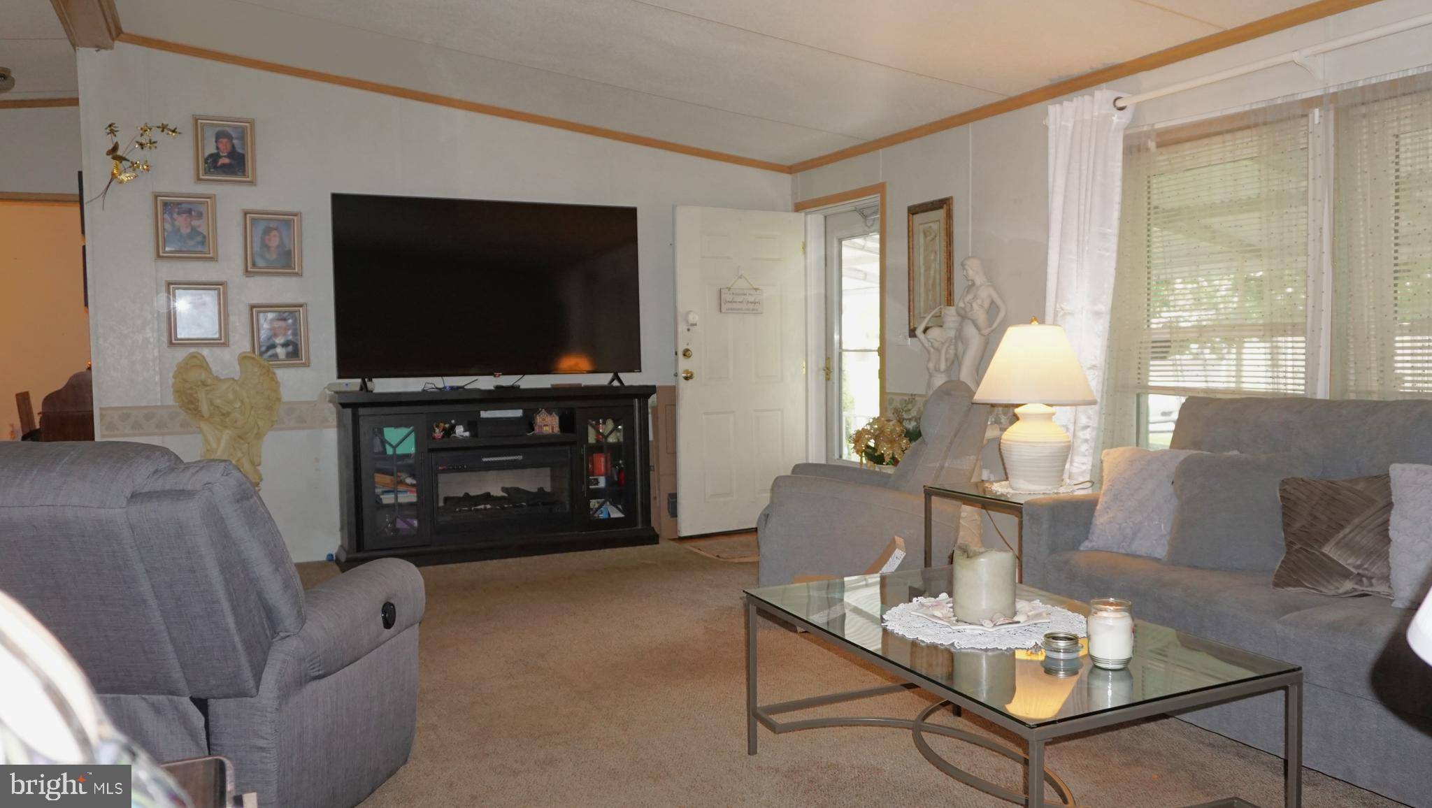 Stewartstown, PA 17363,104 W ABINGTON CIR
