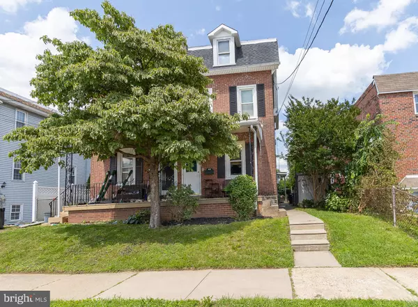Philadelphia, PA 19111,615 HOFFNAGLE ST