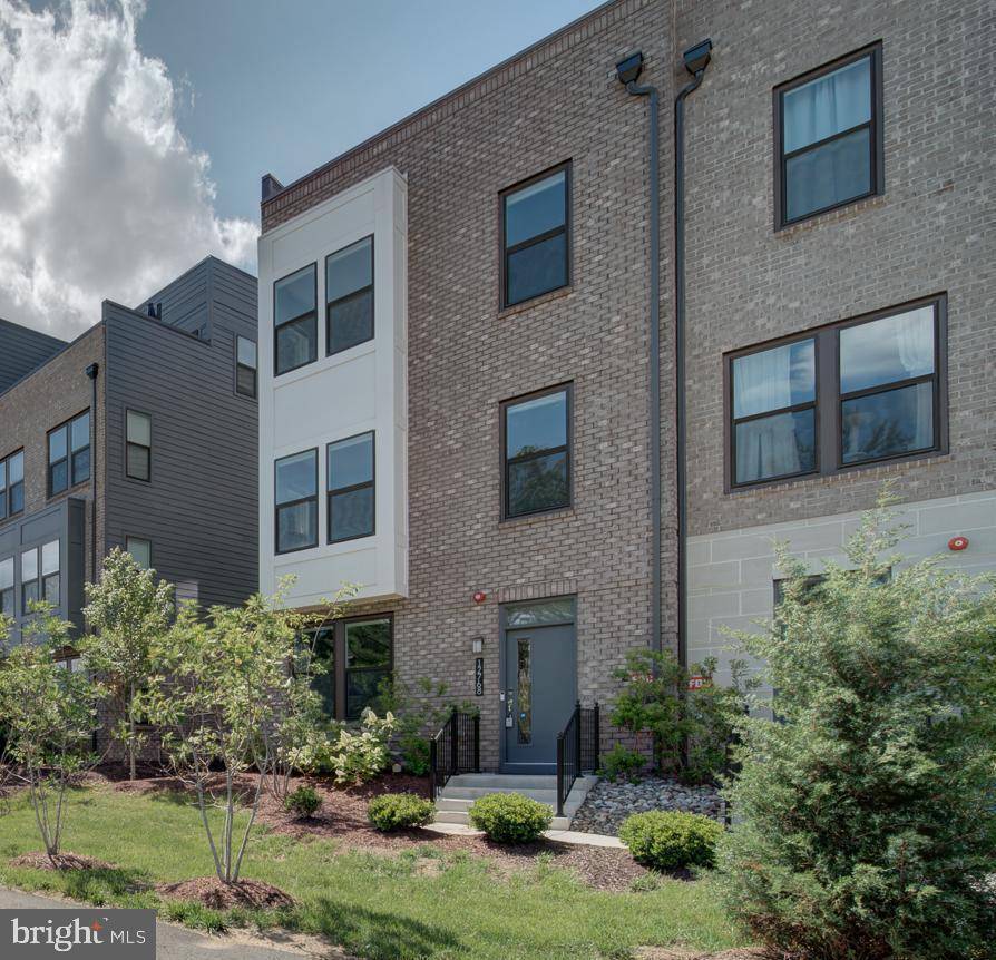 12768 SUNRISE VALLEY DR, Reston, VA 20191