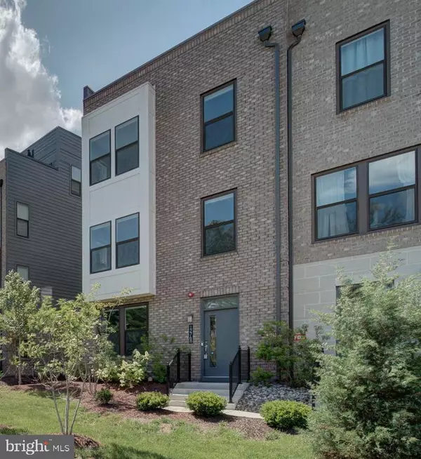 12768 SUNRISE VALLEY DR, Reston, VA 20191