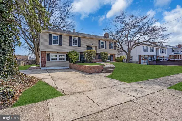 424 JEFFERSON AVE, Edgewater Park, NJ 08010