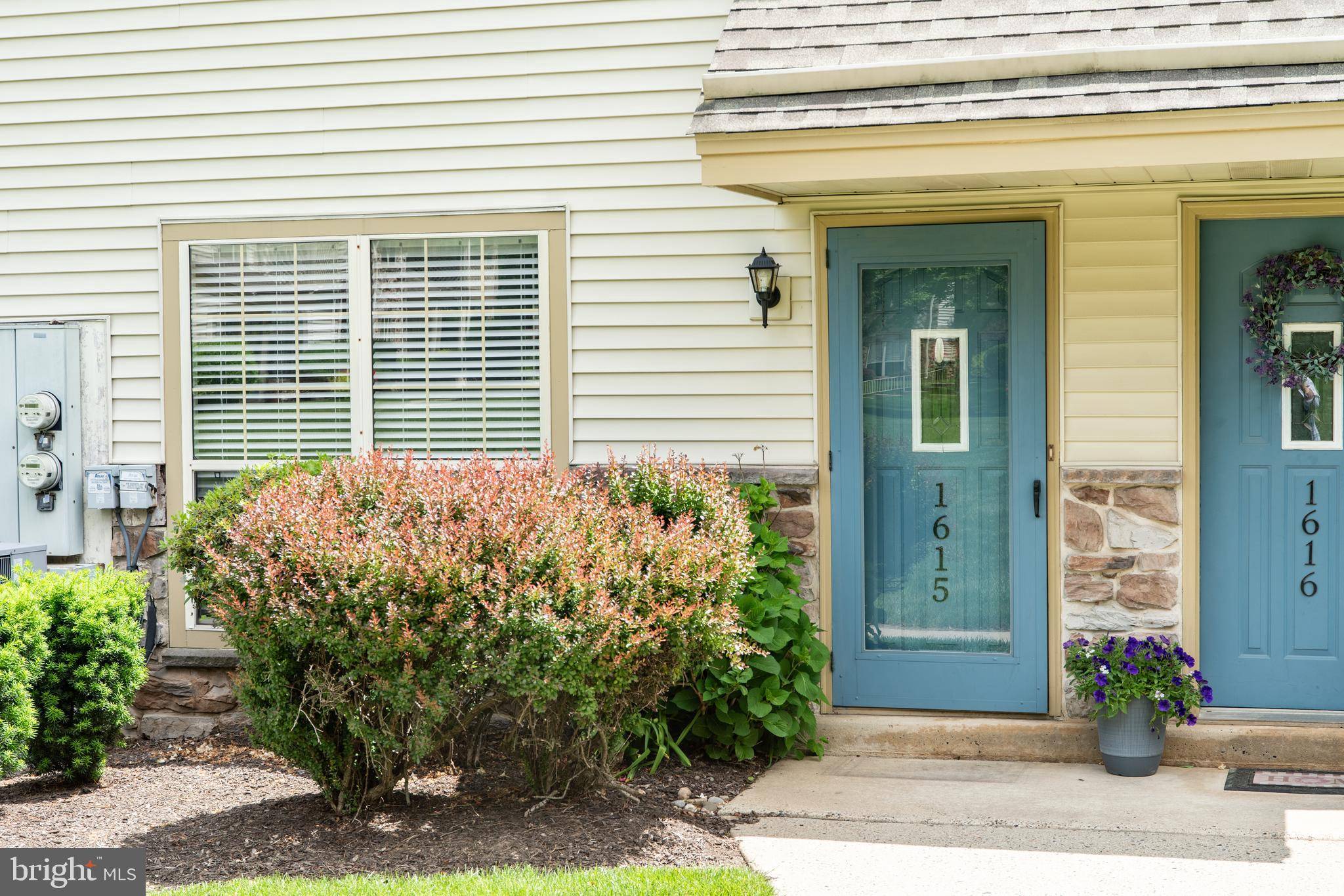 1615 FOXMEADOW CIR #1615, Royersford, PA 19468