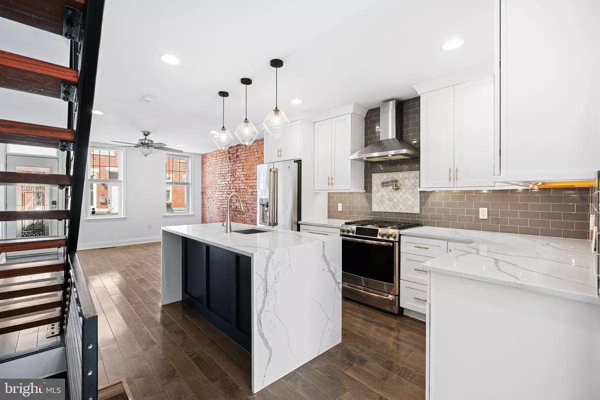 Philadelphia, PA 19148,328 DALY ST