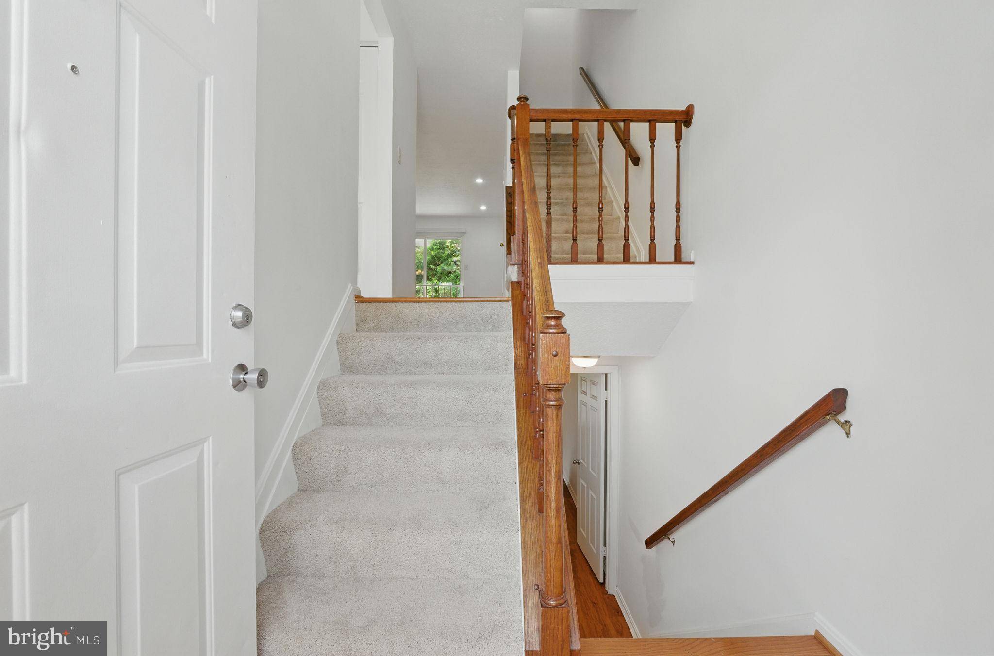 Gaithersburg, MD 20879,1252 KNOLL MIST LN
