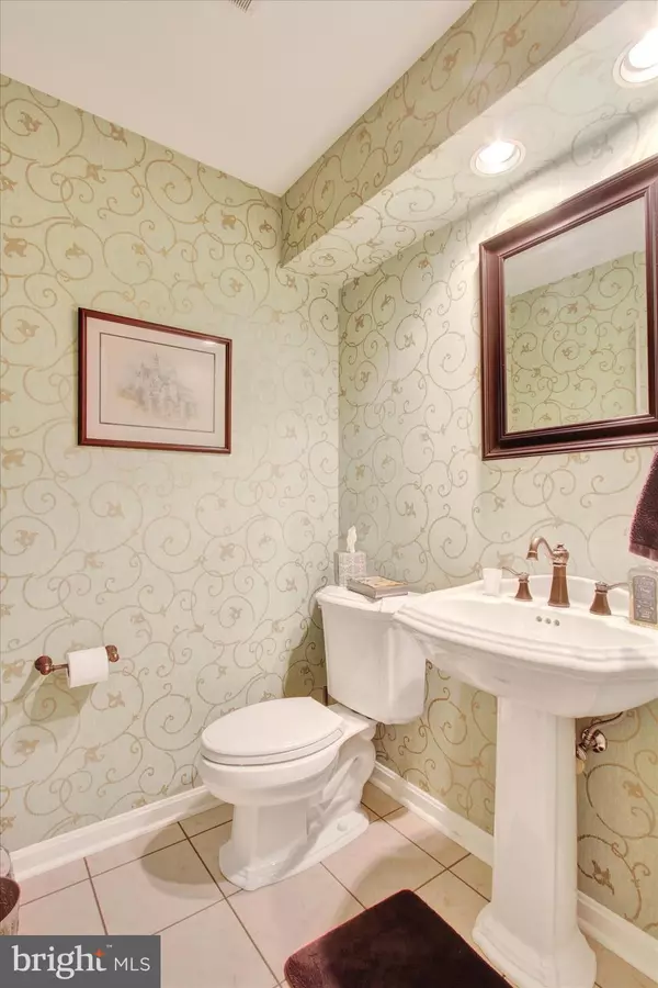 Hanover, PA 17331,302 DEGUY AVE